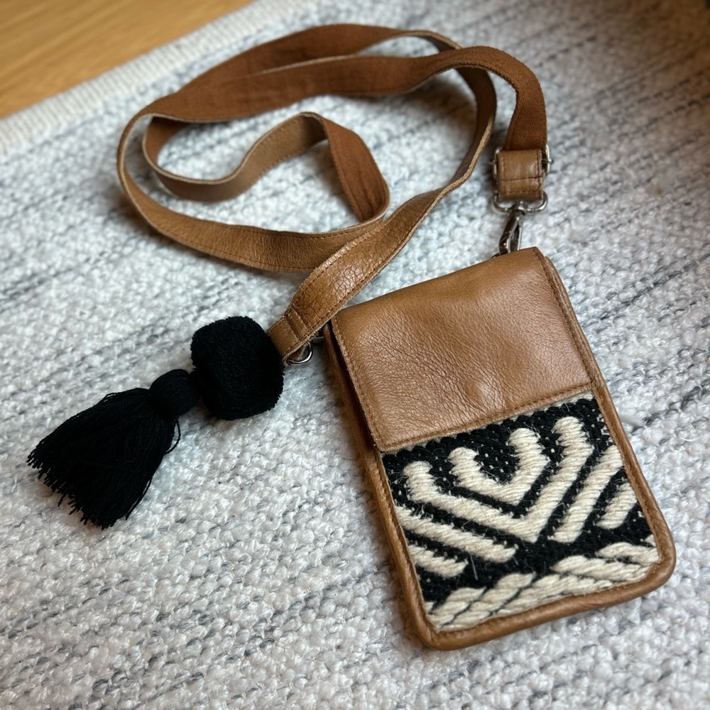 Stanley Street Leather Woven Crossbody Phone Bag Tan Black Tribal Tassel”